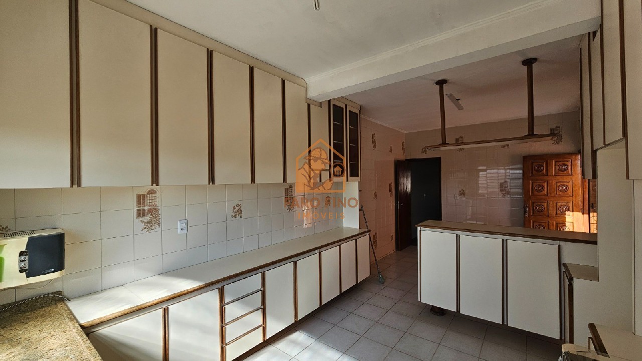 Casa, 3 quartos, 225 m² - Foto 12