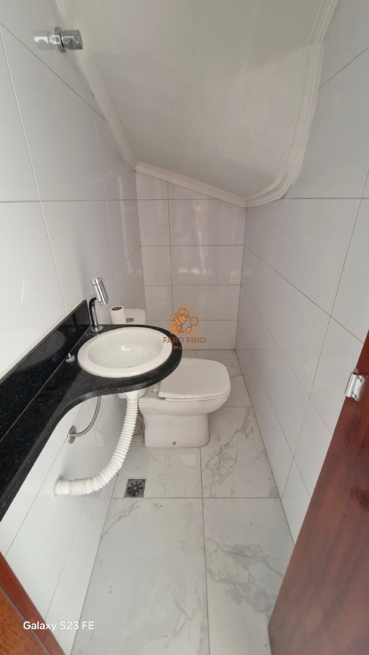 Casa à venda com 3 quartos, 100m² - Foto 5