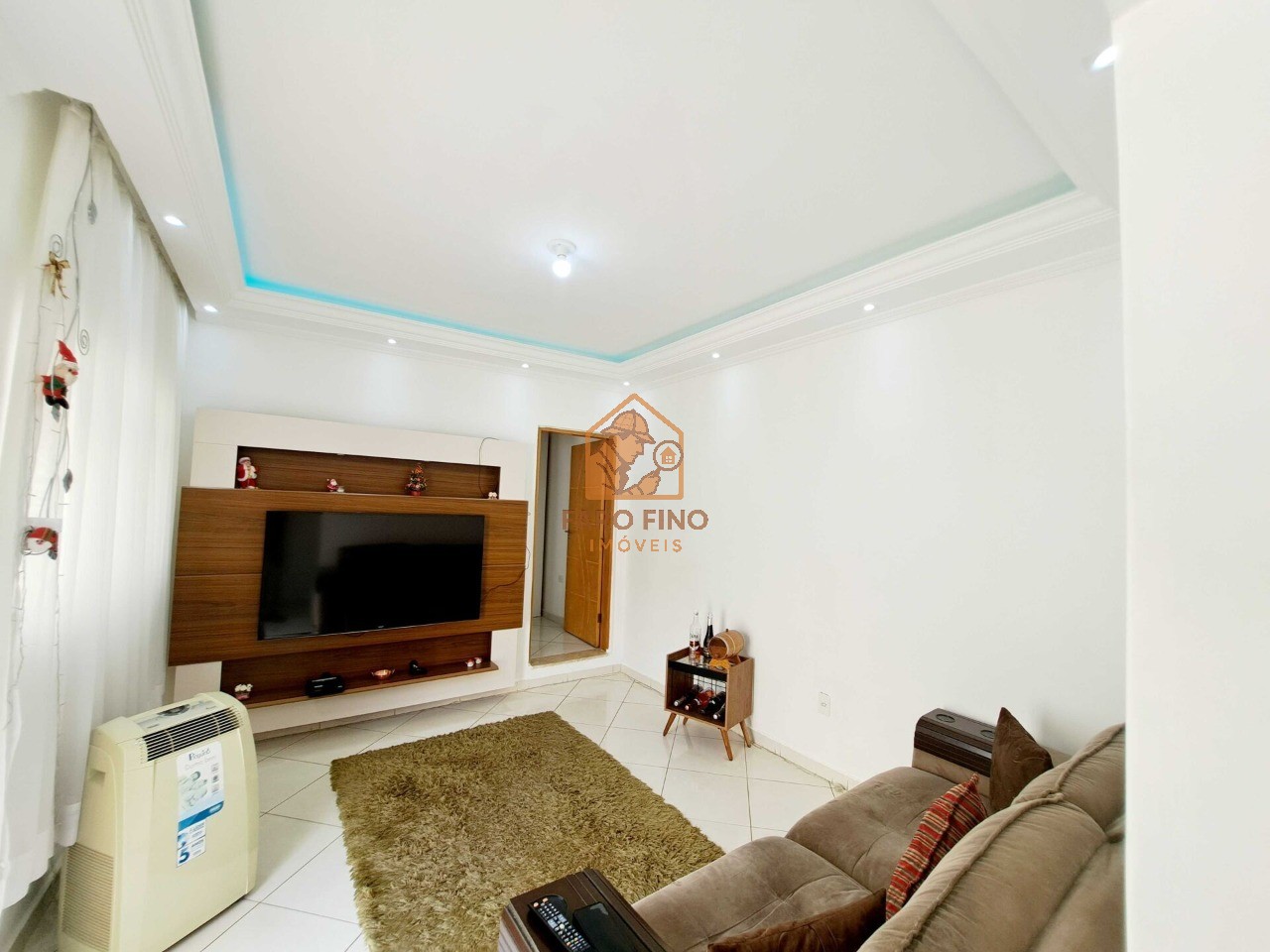 Casa, 2 quartos, 200 m² - Foto 1