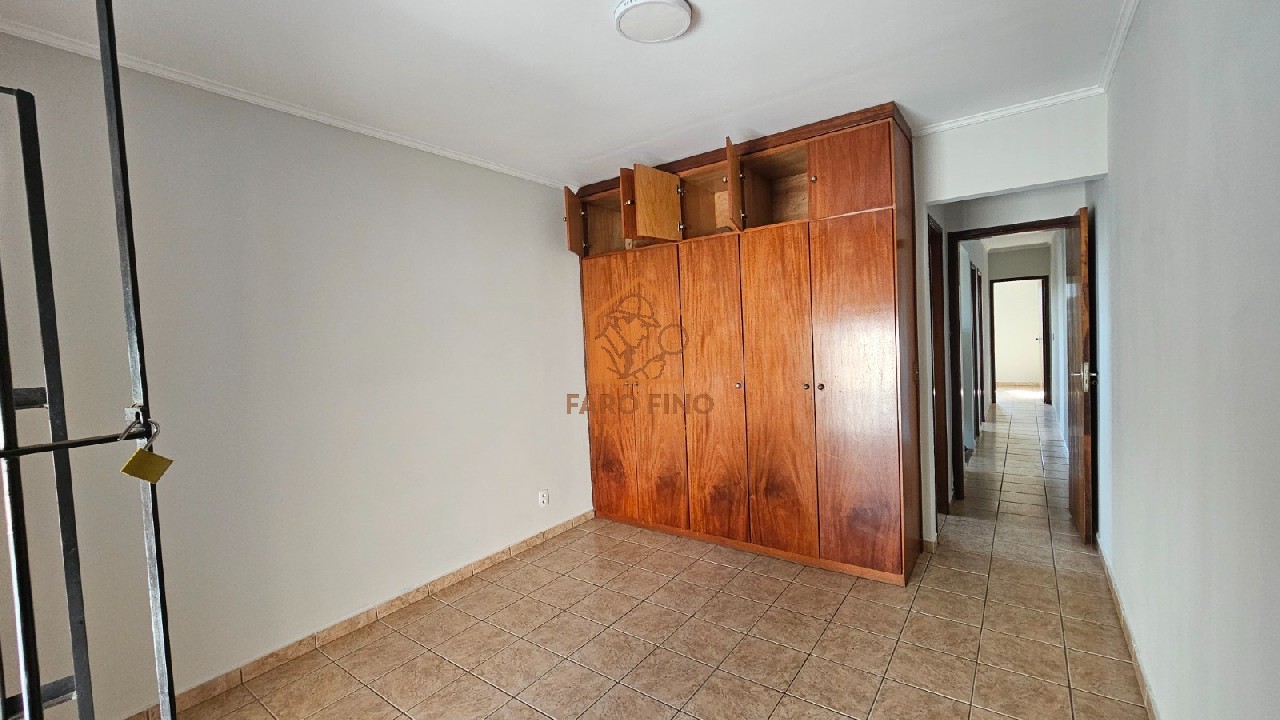 Casa, 3 quartos, 225 m² - Foto 36