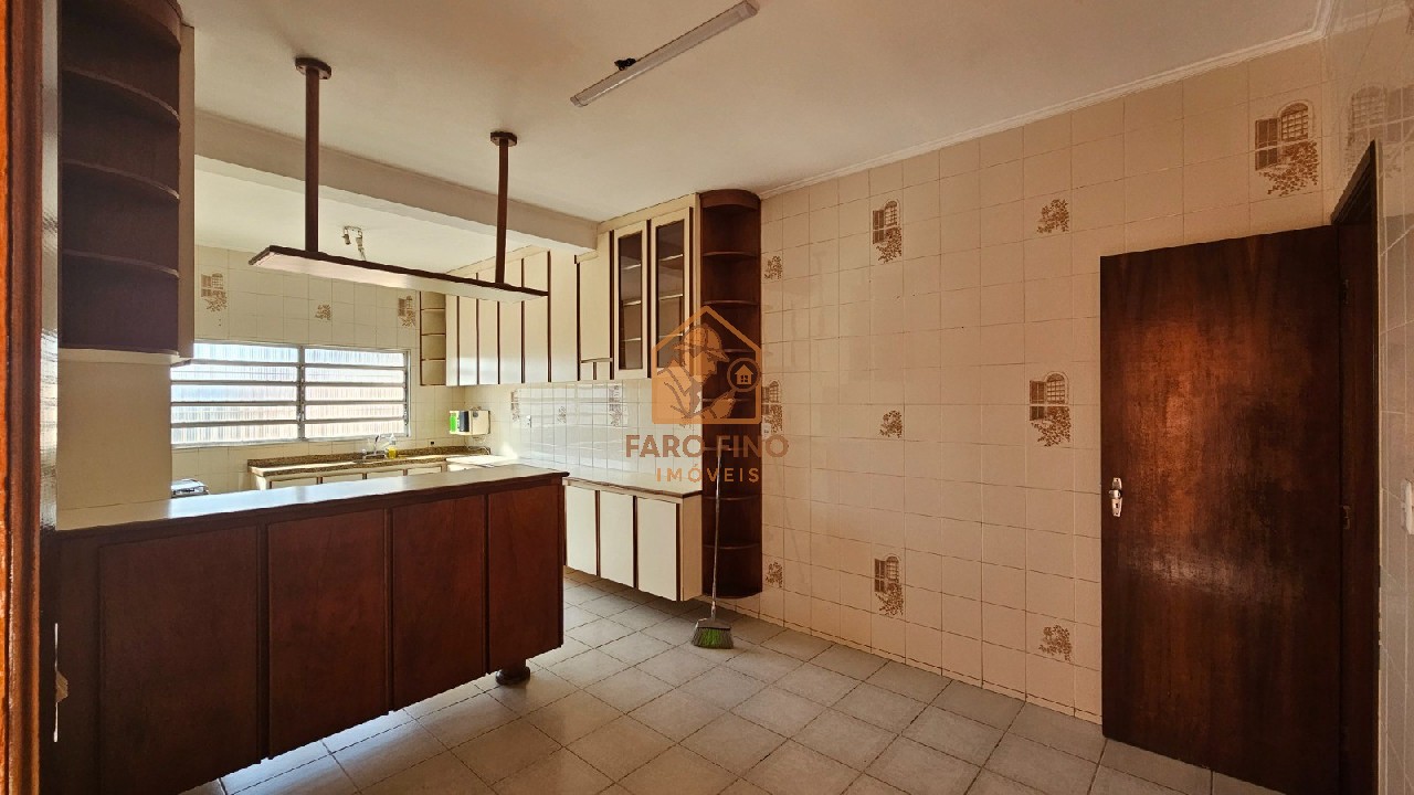 Casa, 3 quartos, 225 m² - Foto 10