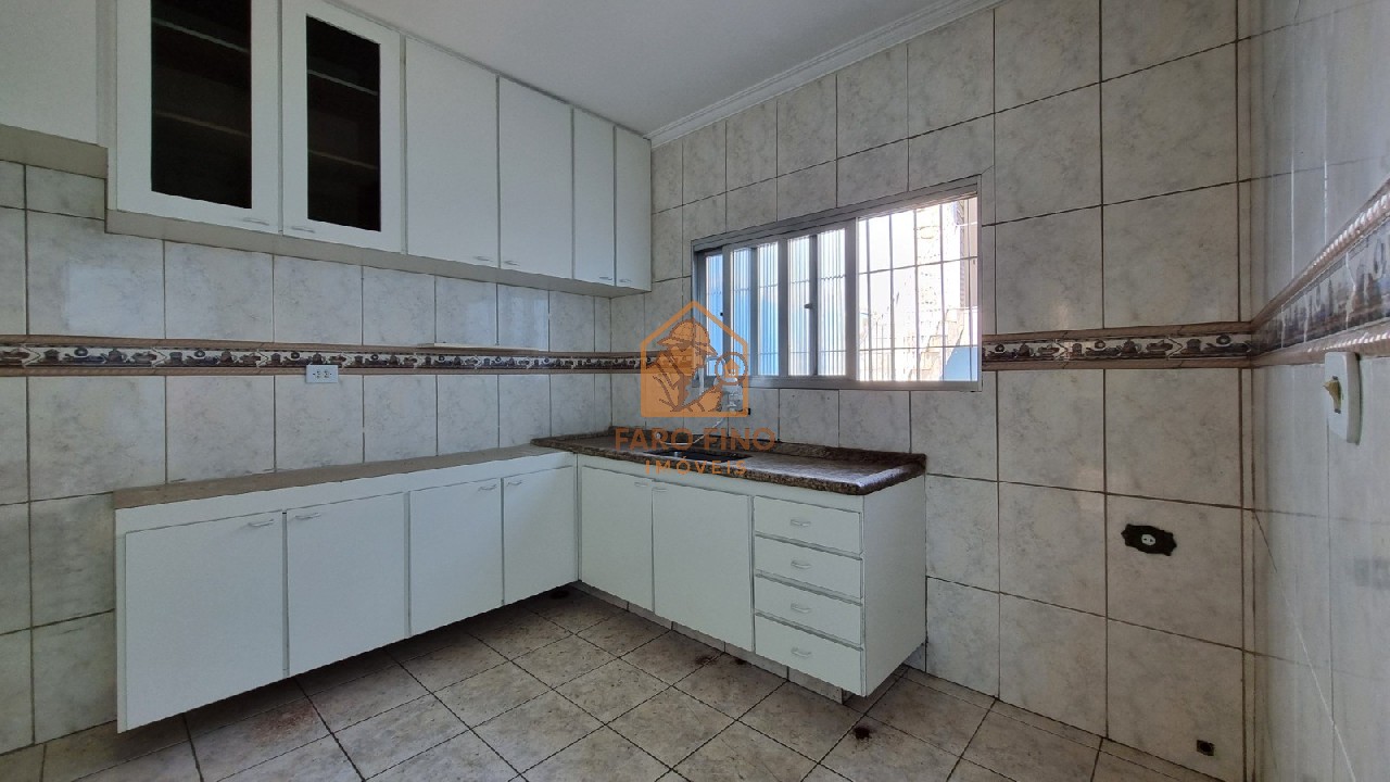 Casa à venda com 3 quartos, 150m² - Foto 11