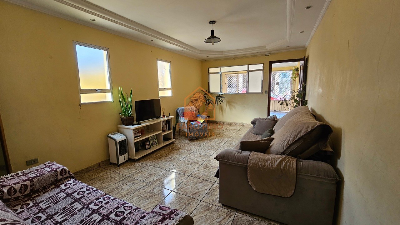Casa, 3 quartos, 180 m² - Foto 2