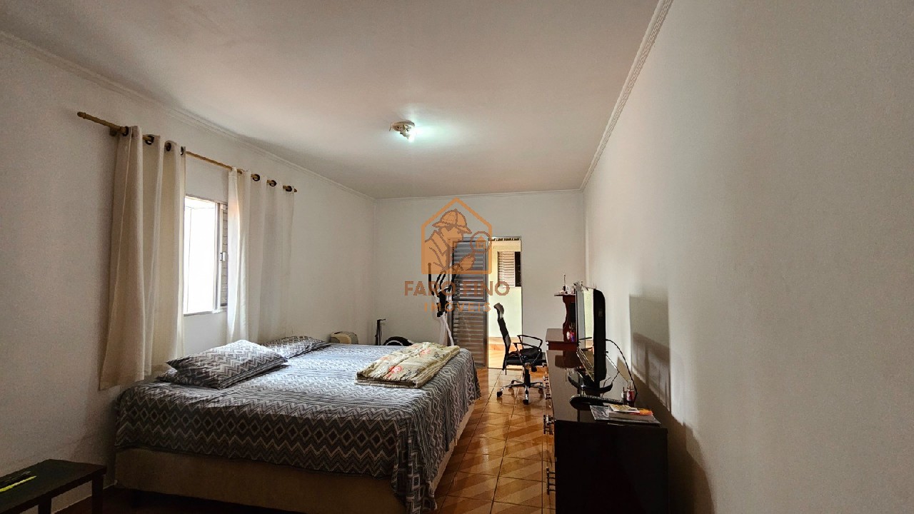 Casa, 3 quartos, 230 m² - Foto 2