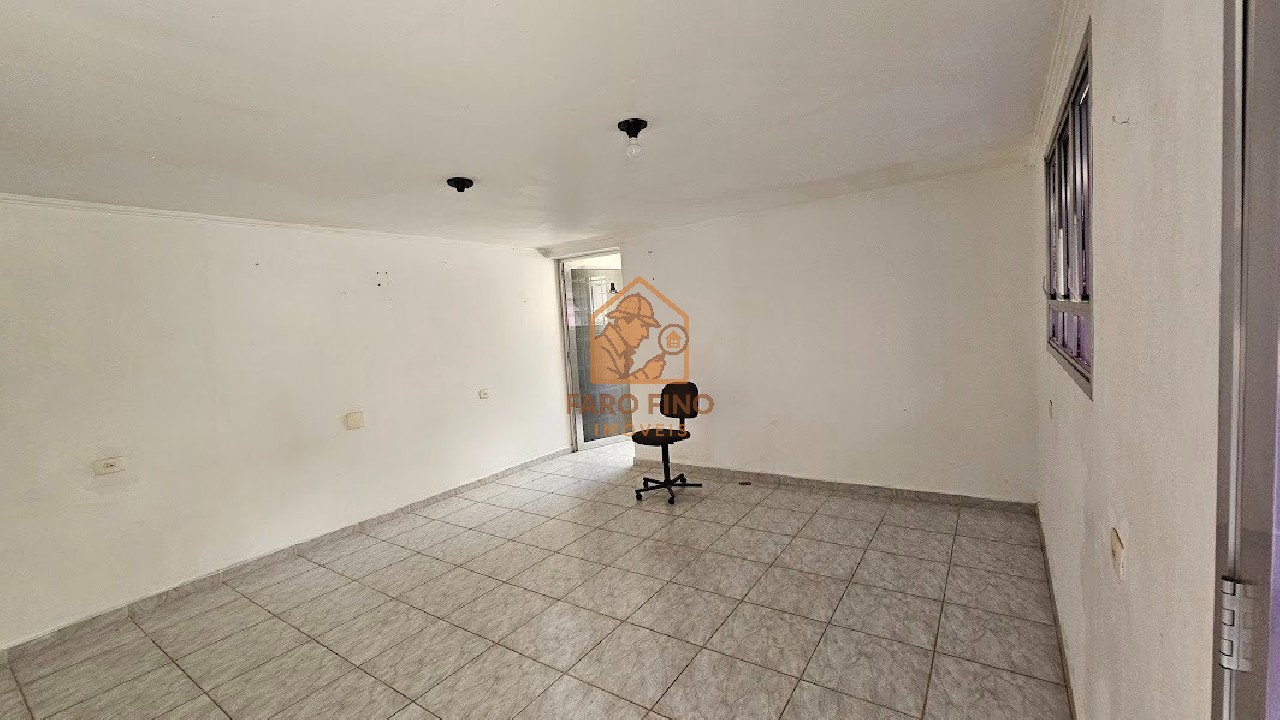 Casa, 1 quarto, 160 m² - Foto 2
