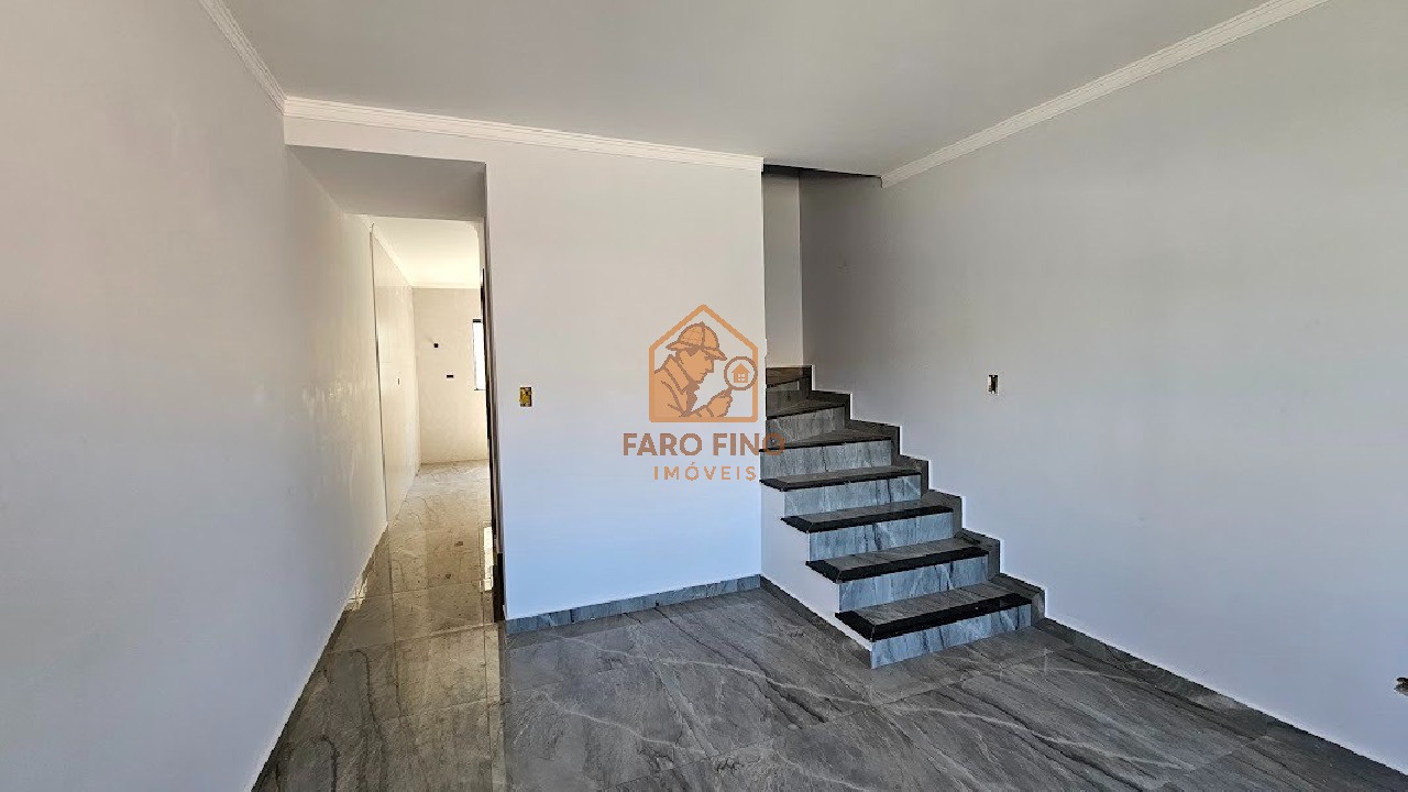 Casa à venda com 2 quartos, 135m² - Foto 2