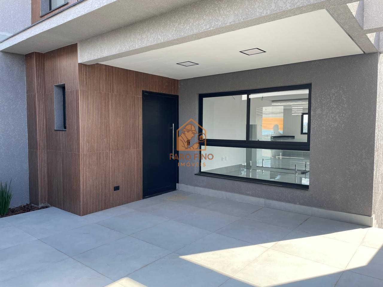 Casa à venda com 3 quartos, 175m² - Foto 1
