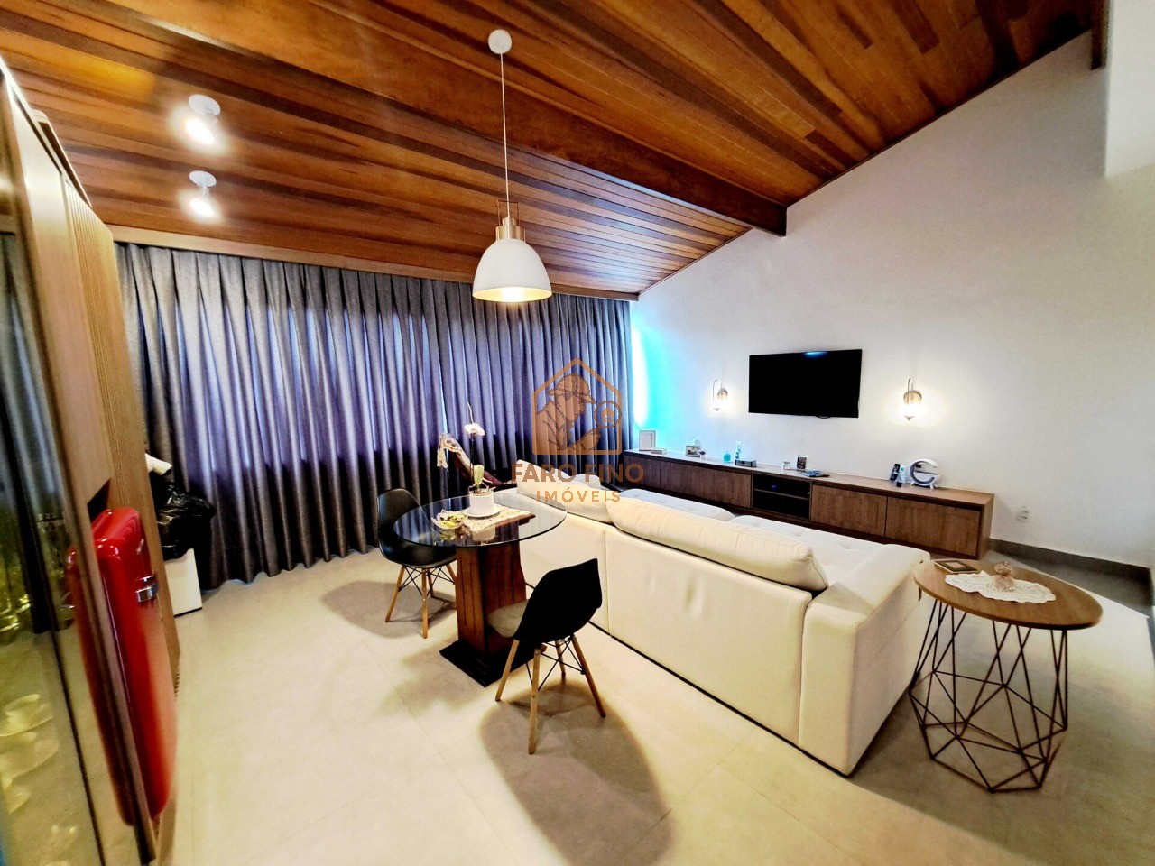 Casa, 4 quartos, 250 m² - Foto 33