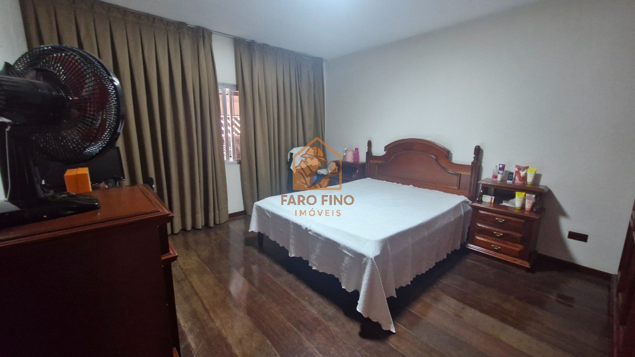 Casa, 4 quartos, 240 m² - Foto 12