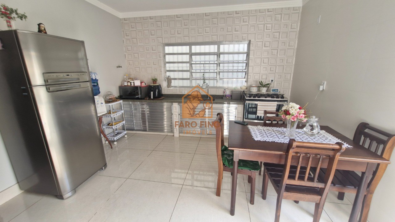 Casa, 4 quartos, 240 m² - Foto 19
