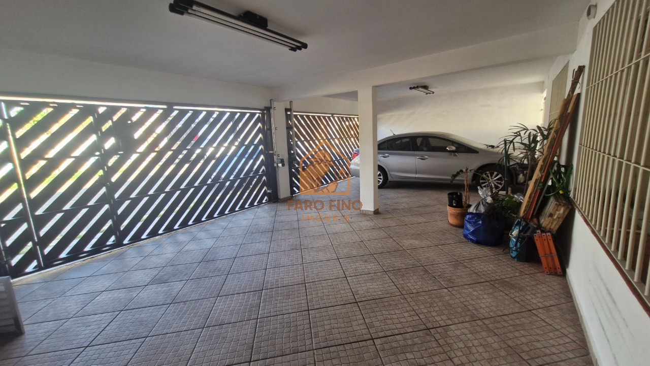 Casa, 4 quartos, 240 m² - Foto 26