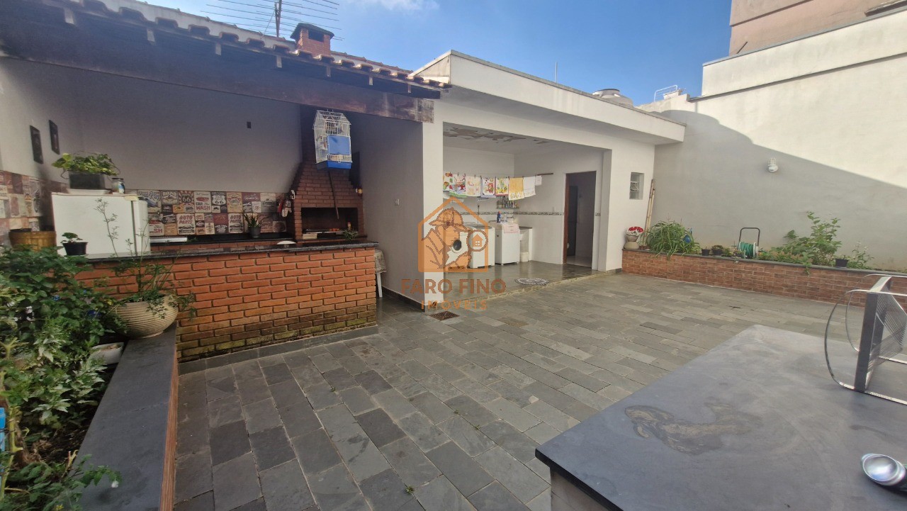 Casa, 4 quartos, 240 m² - Foto 25