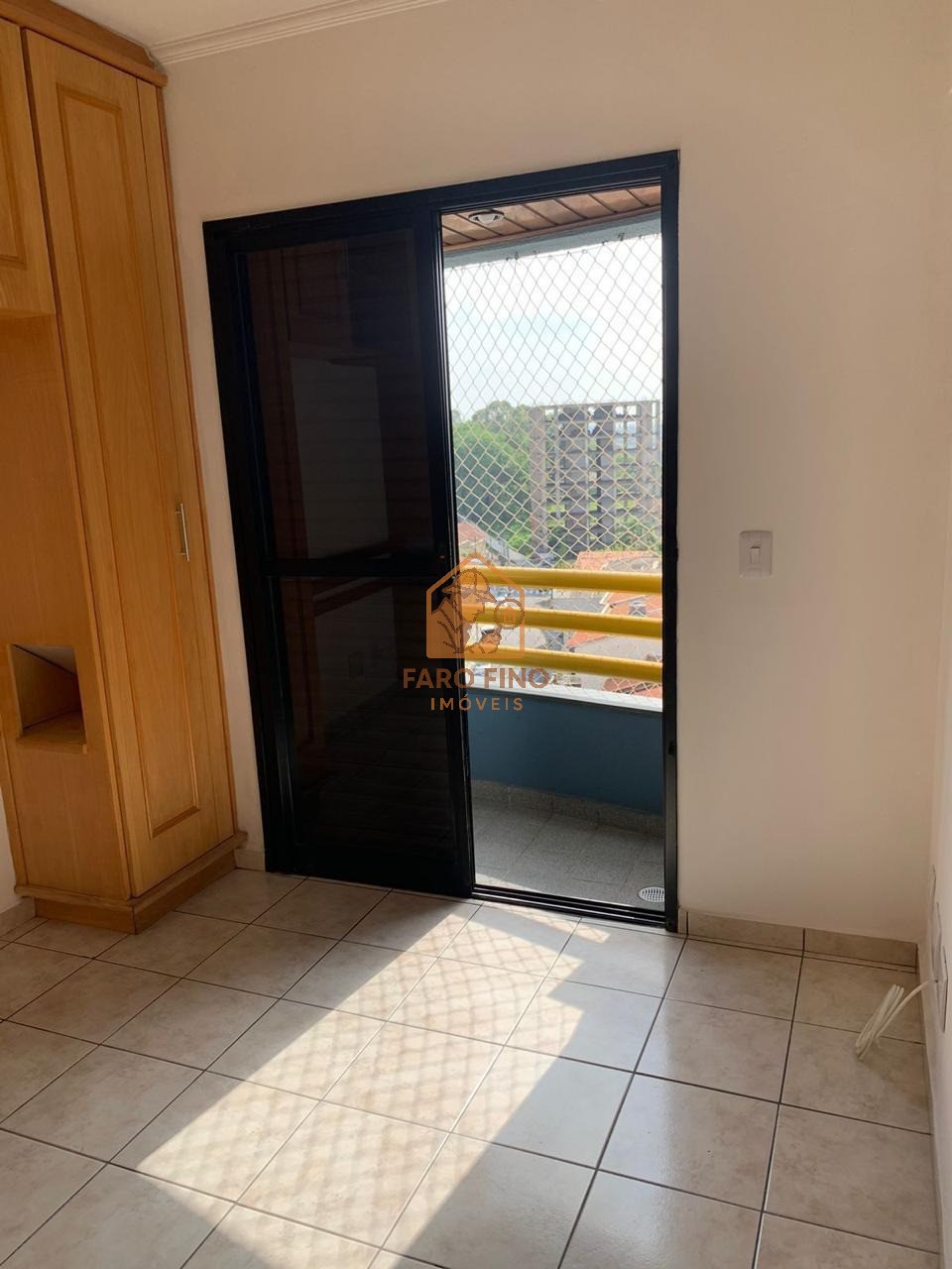 Apartamento à venda com 2 quartos, 64m² - Foto 32