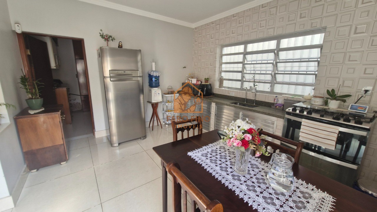 Casa, 4 quartos, 240 m² - Foto 20