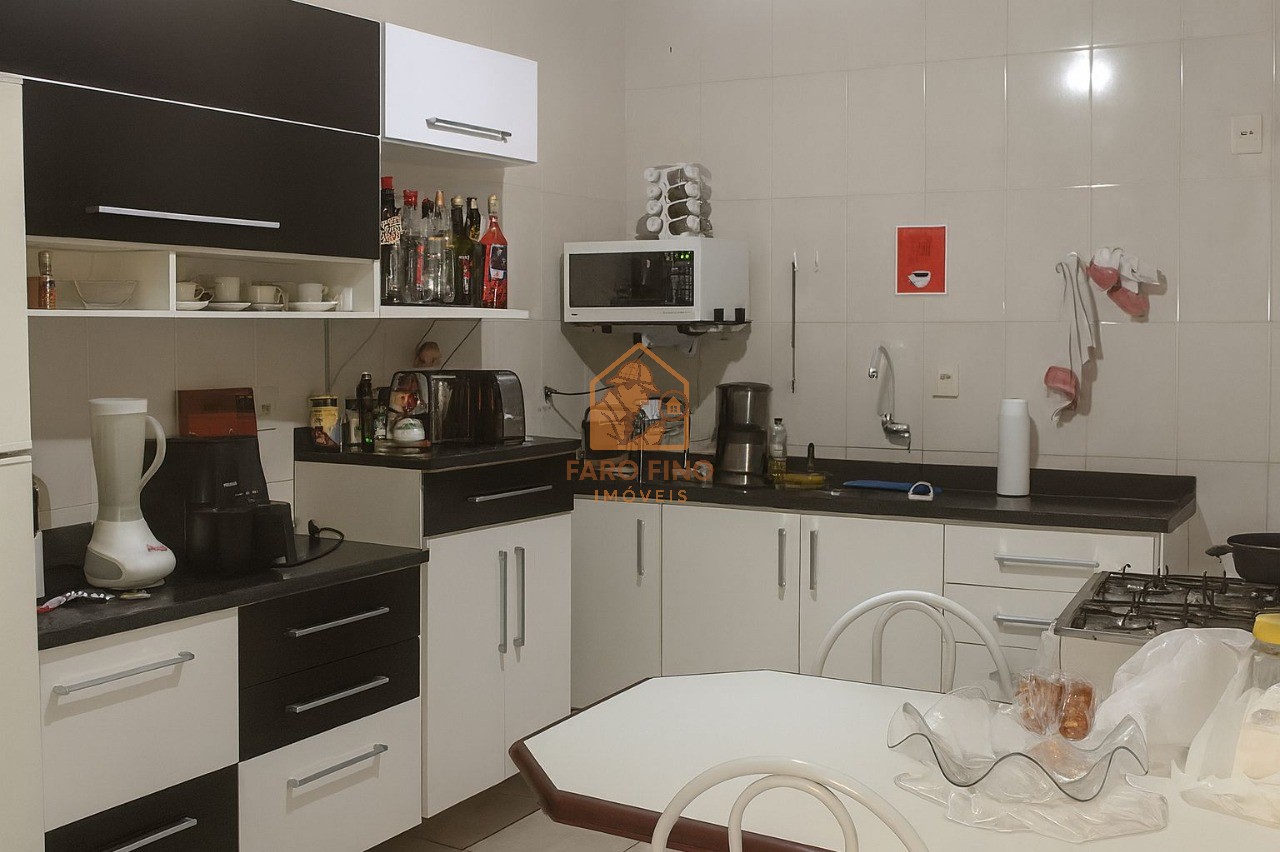 Casa, 3 quartos, 226 m² - Foto 4