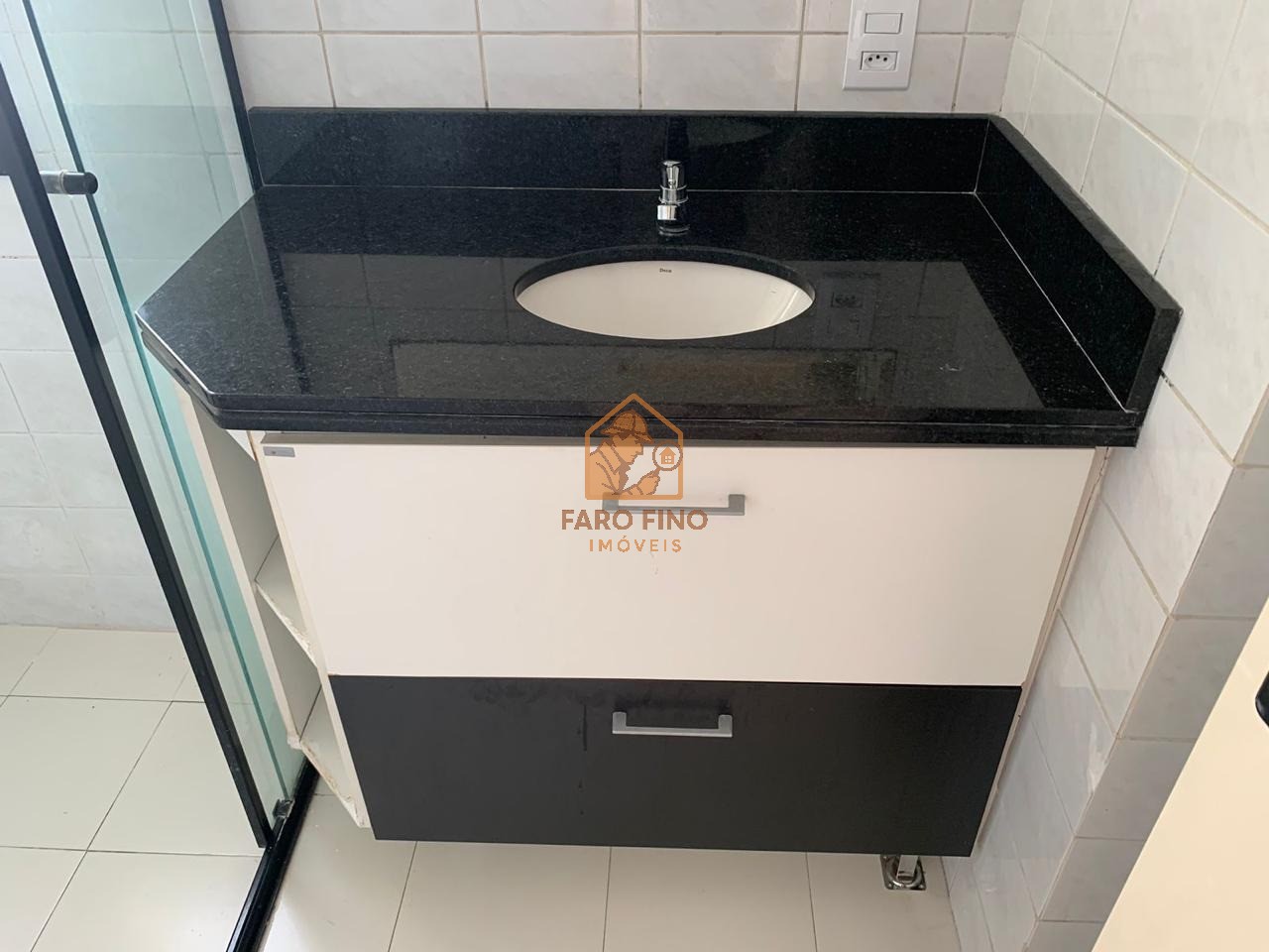 Apartamento à venda com 2 quartos, 64m² - Foto 25