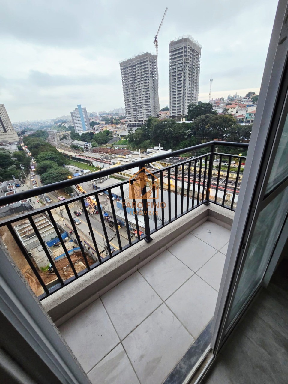 Apartamento à venda com 2 quartos, 39m² - Foto 2