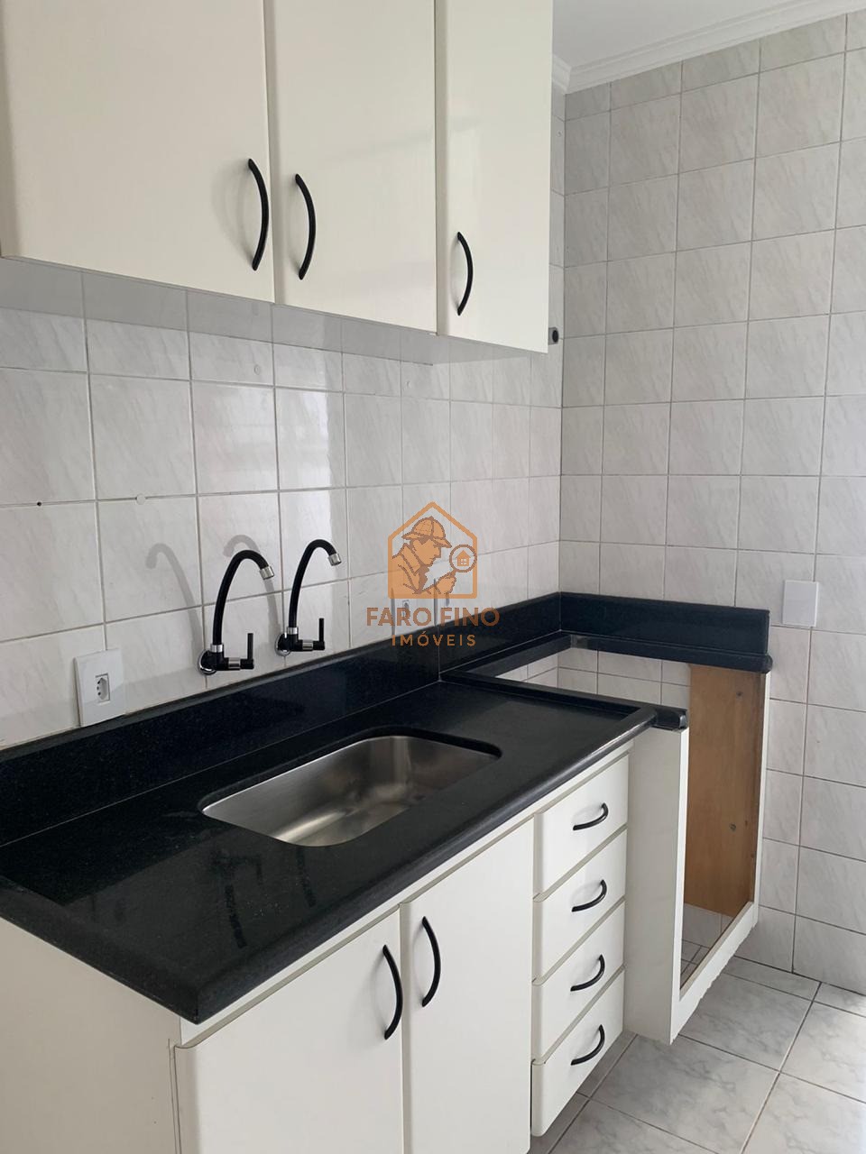 Apartamento à venda com 2 quartos, 64m² - Foto 6