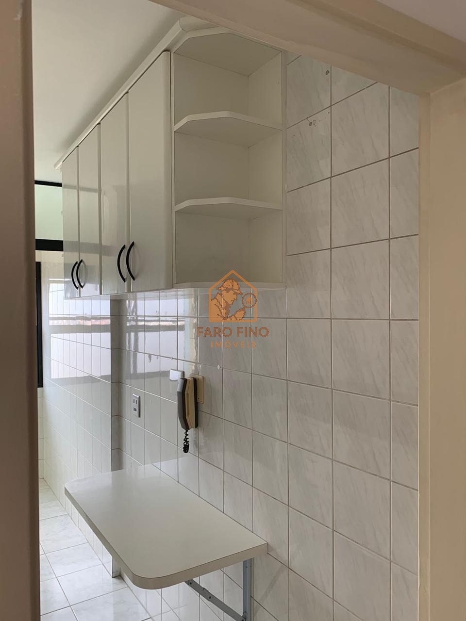 Apartamento à venda com 2 quartos, 64m² - Foto 4