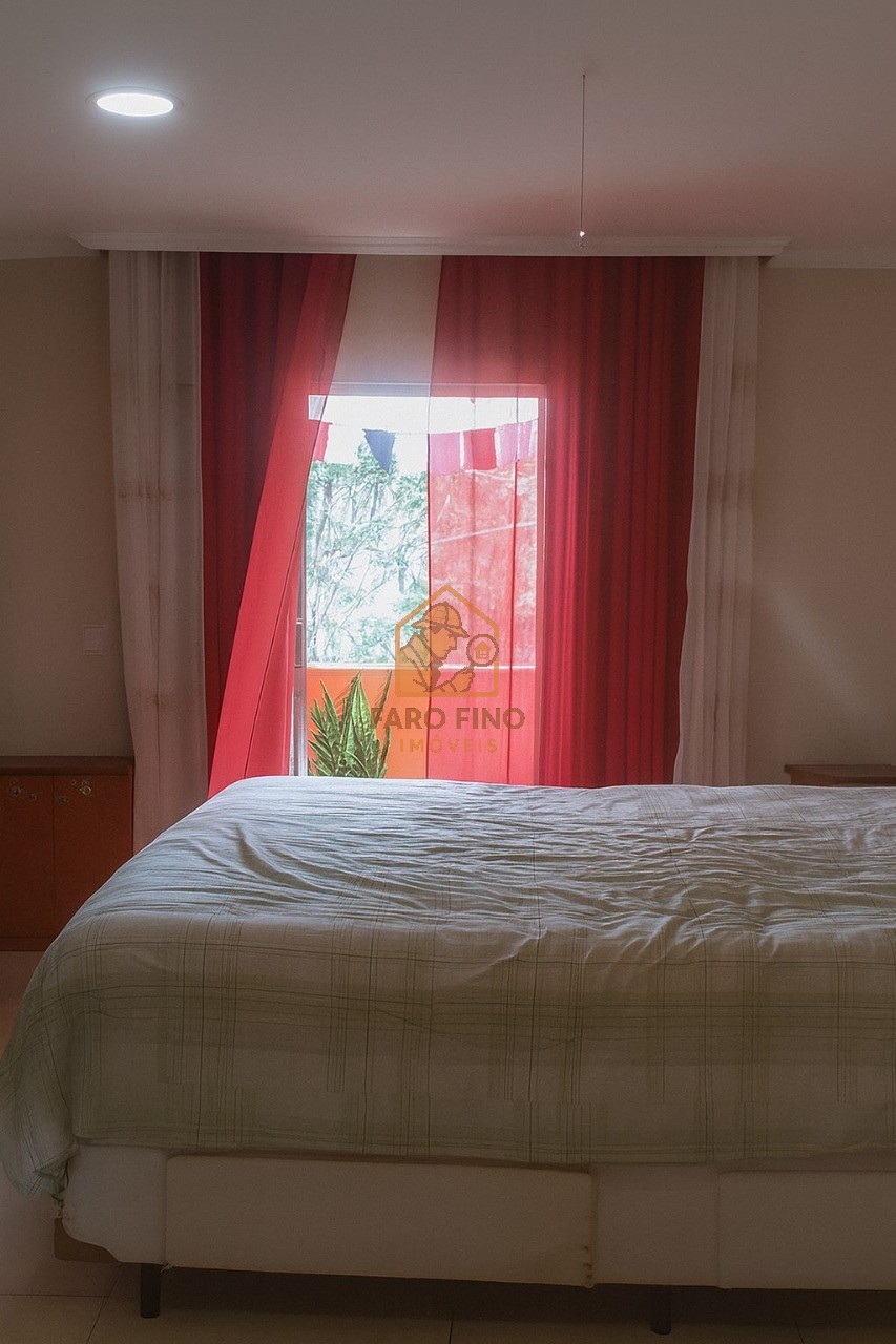 Casa, 3 quartos, 226 m² - Foto 10