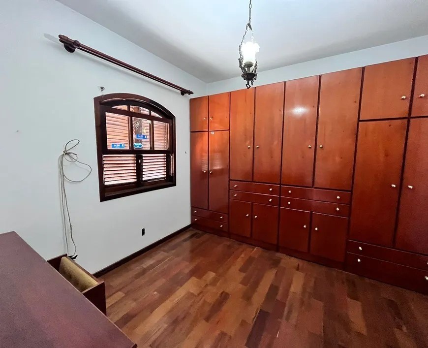 Casa à venda com 7 quartos, 500m² - Foto 29