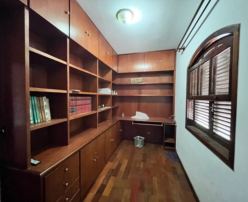 Casa à venda com 7 quartos, 500m² - Foto 20