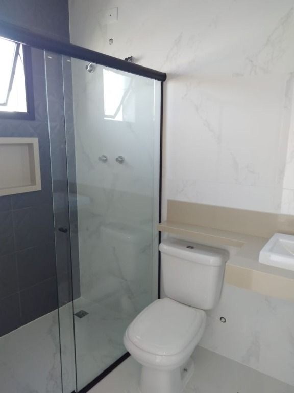 Casa, 3 quartos, 194 m² - Foto 4