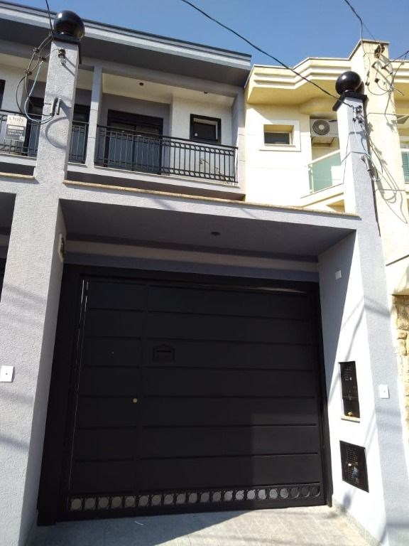 Casa, 3 quartos, 194 m² - Foto 1