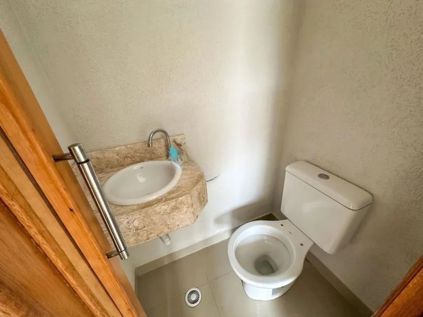 Casa à venda com 2 quartos, 97m² - Foto 3