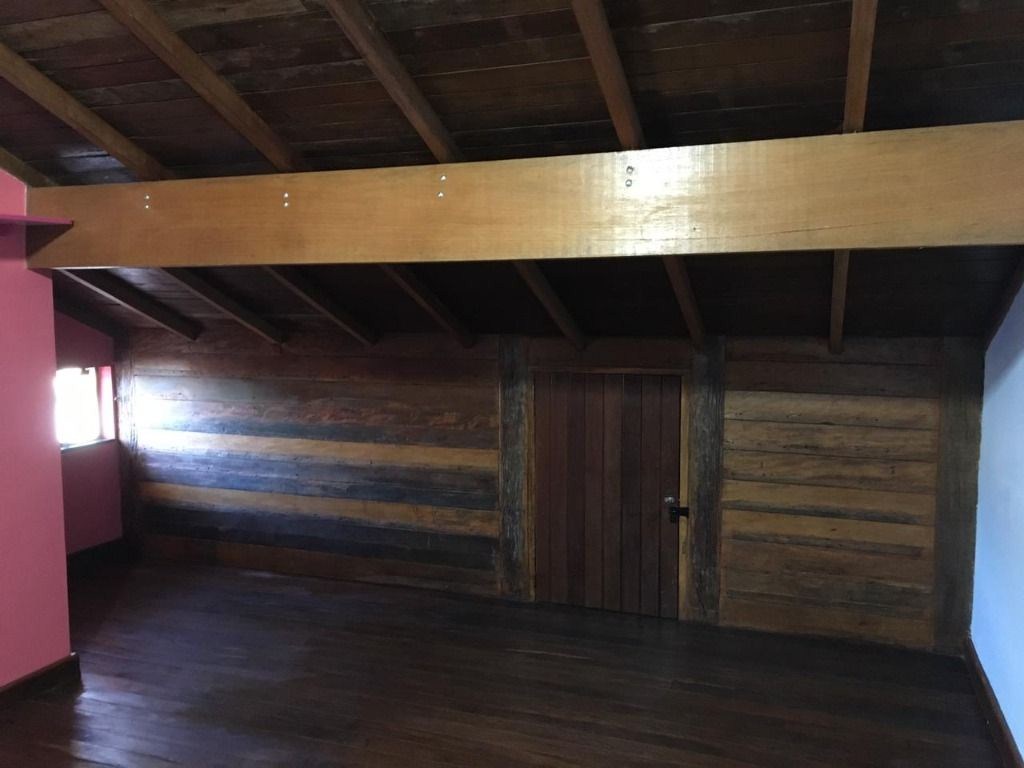 Casa, 6 quartos, 200 m² - Foto 6