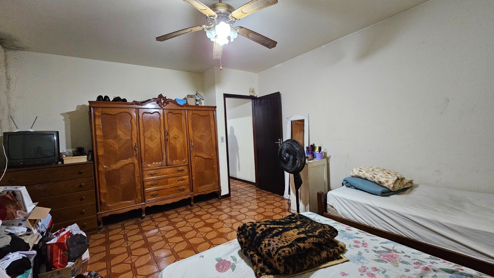 Casa, 4 quartos, 185 m² - Foto 1