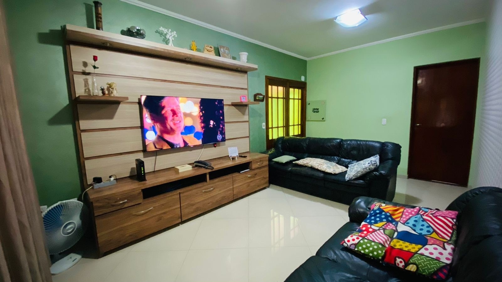 Casa, 3 quartos, 131 m² - Foto 2