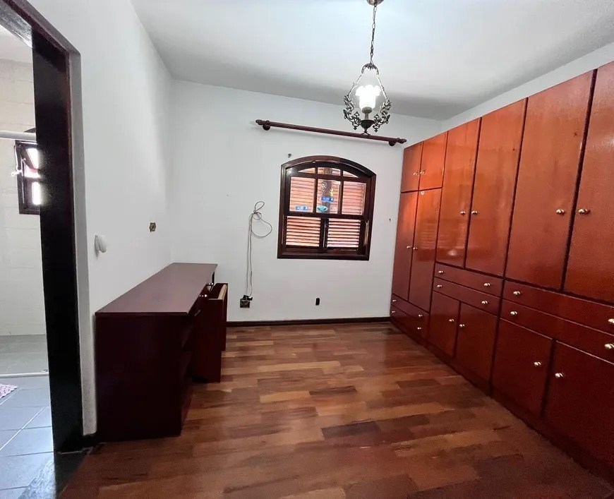Casa à venda com 7 quartos, 500m² - Foto 27