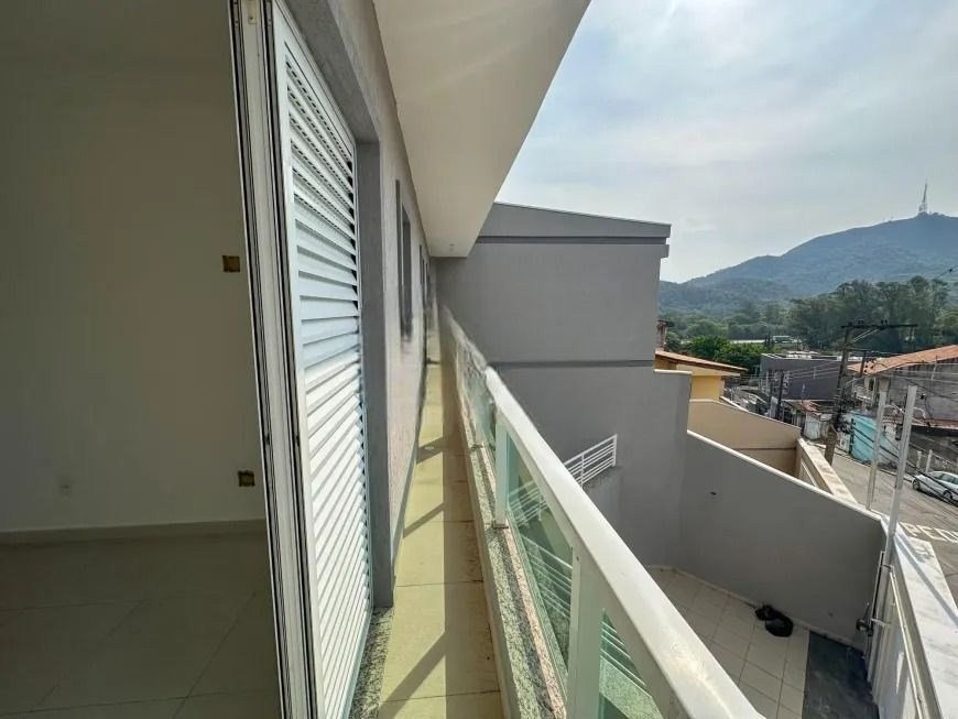 Casa à venda com 2 quartos, 97m² - Foto 12