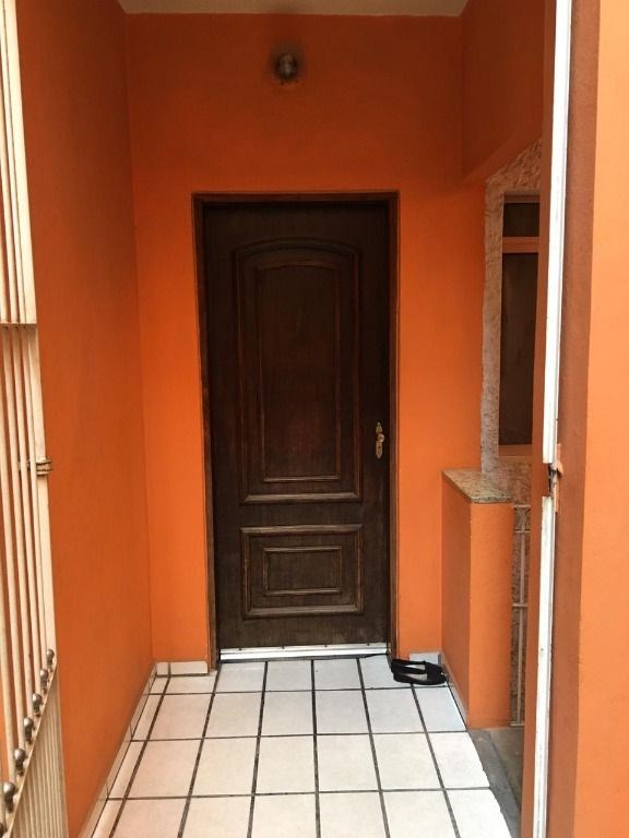 Casa, 6 quartos, 200 m² - Foto 10