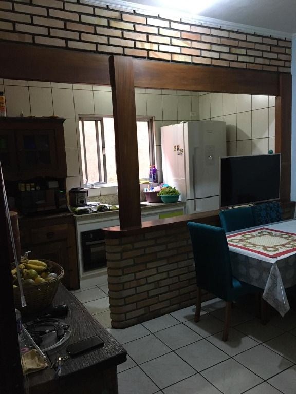 Casa, 6 quartos, 200 m² - Foto 3