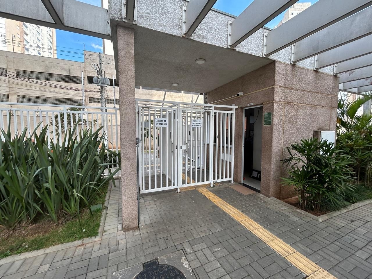 Apartamento à venda com 2 quartos, 49m² - Foto 1