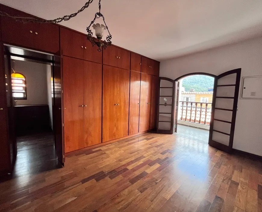 Casa à venda com 7 quartos, 500m² - Foto 19