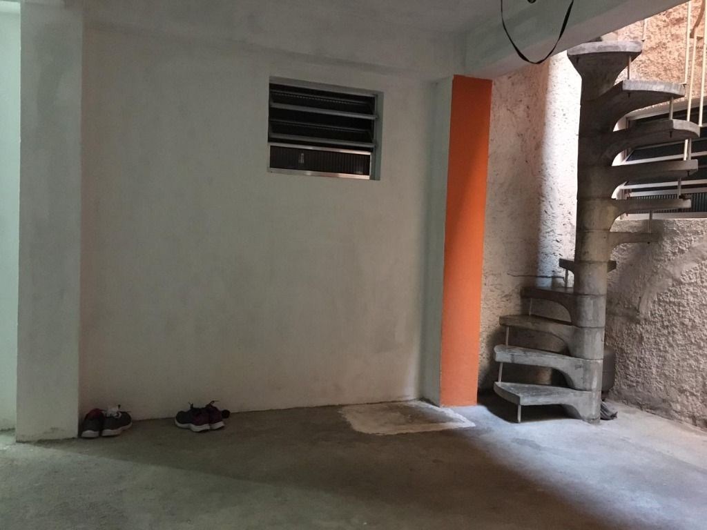 Casa, 6 quartos, 200 m² - Foto 9