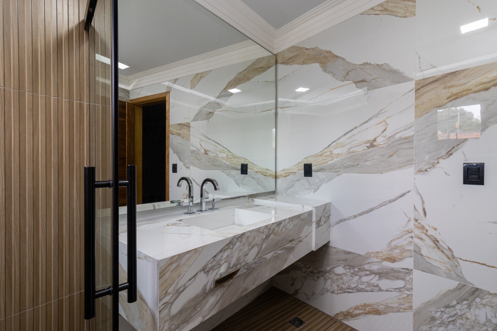 Casa, 3 quartos, 211 m² - Foto 9