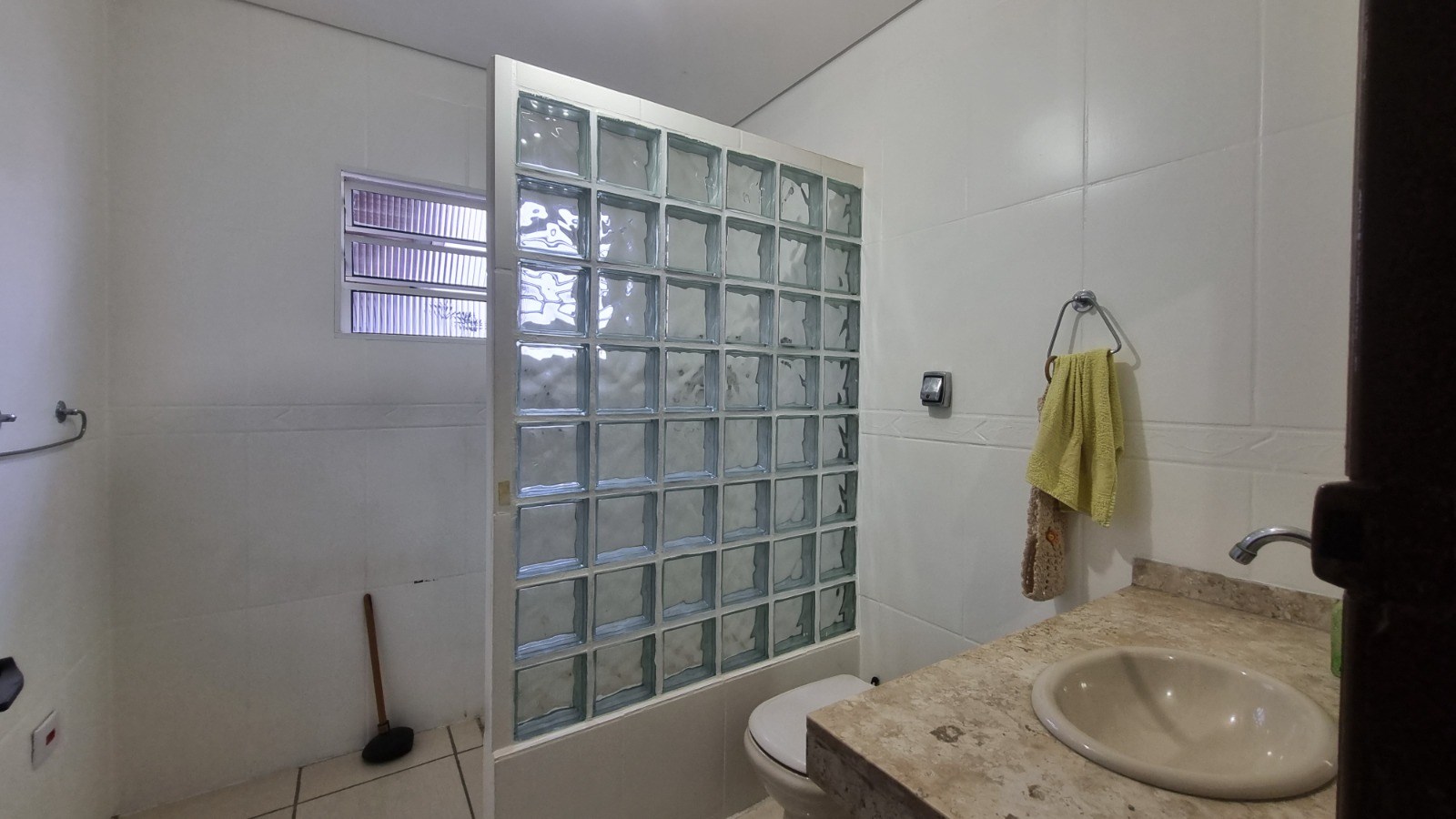 Casa, 2 quartos, 202 m² - Foto 1