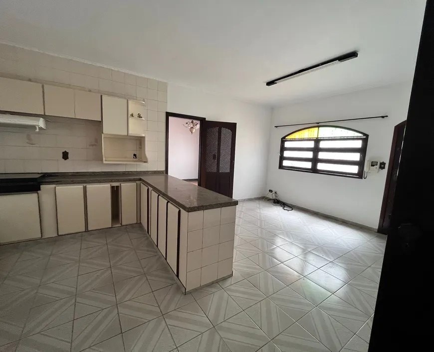 Casa à venda com 7 quartos, 500m² - Foto 11