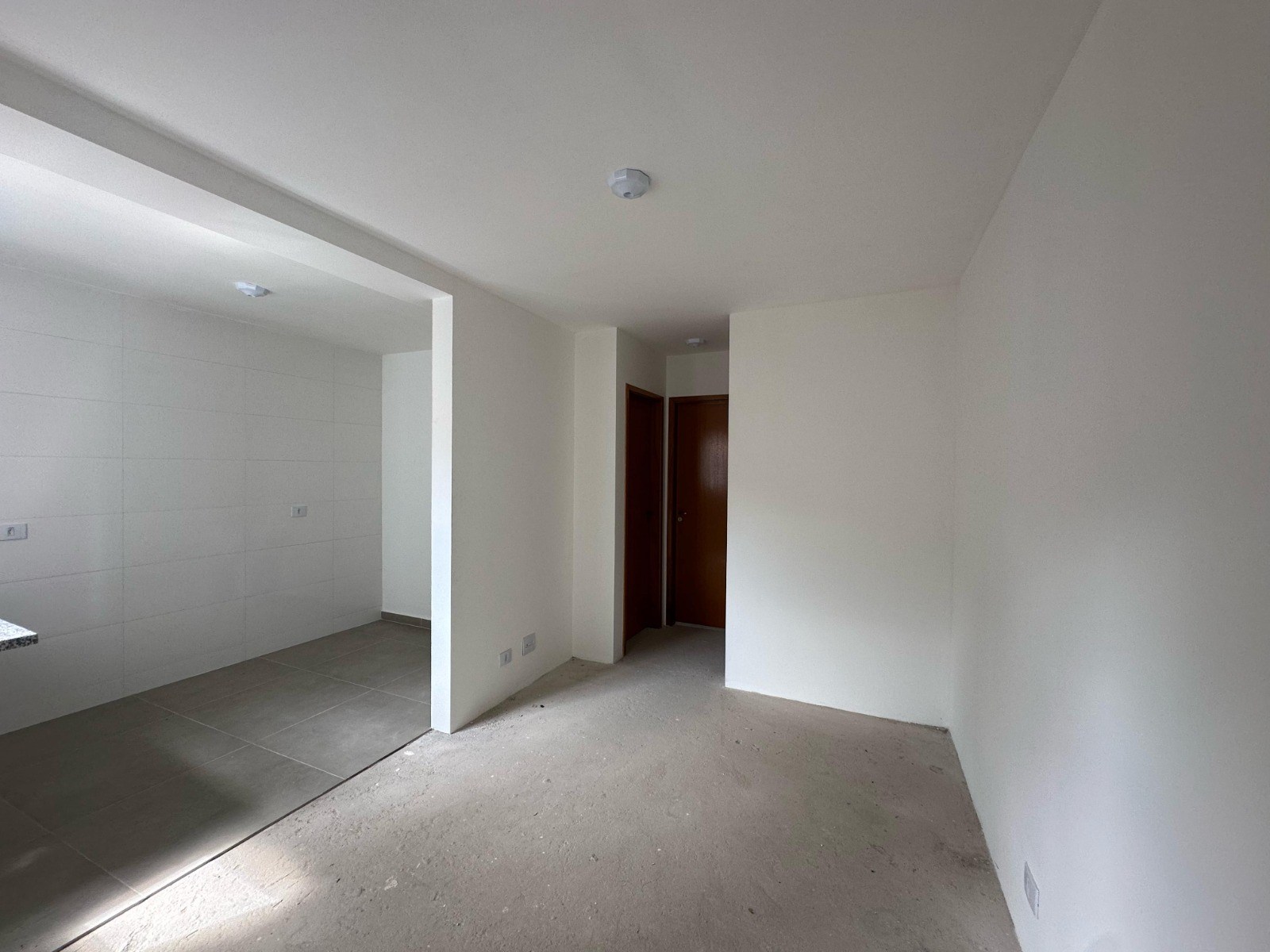 Apartamento à venda com 2 quartos, 42m² - Foto 1
