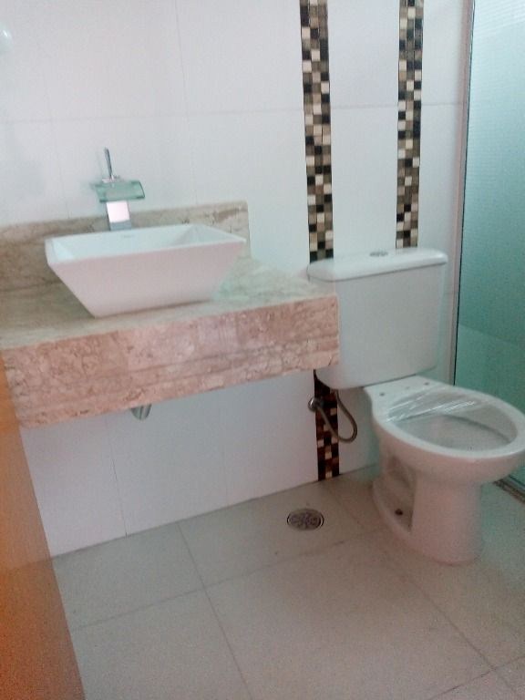 Casa, 3 quartos, 180 m² - Foto 2
