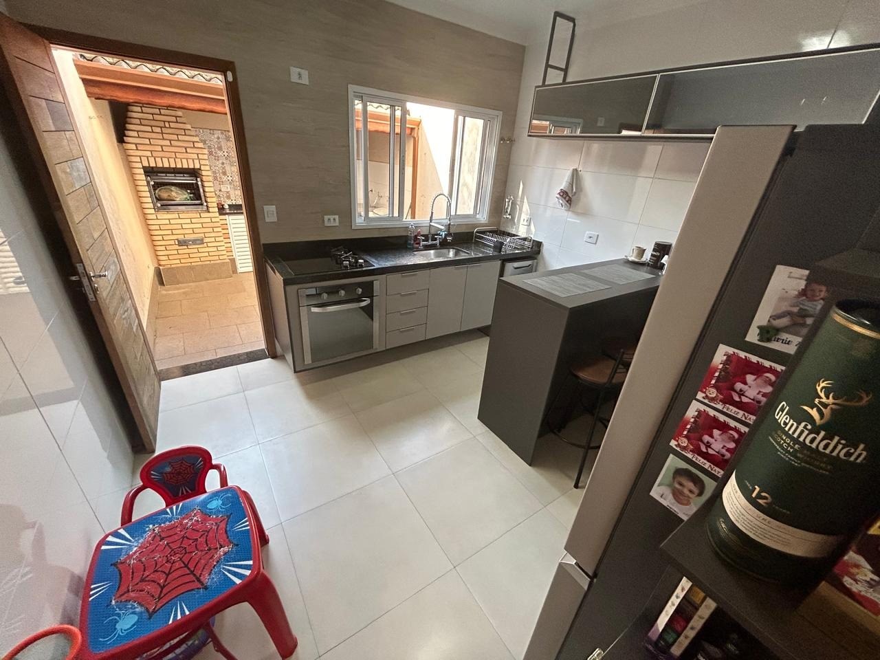 Casa à venda com 3 quartos, 103m² - Foto 4