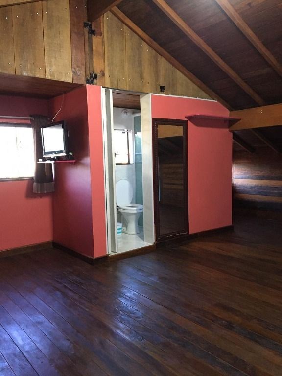 Casa, 6 quartos, 200 m² - Foto 8