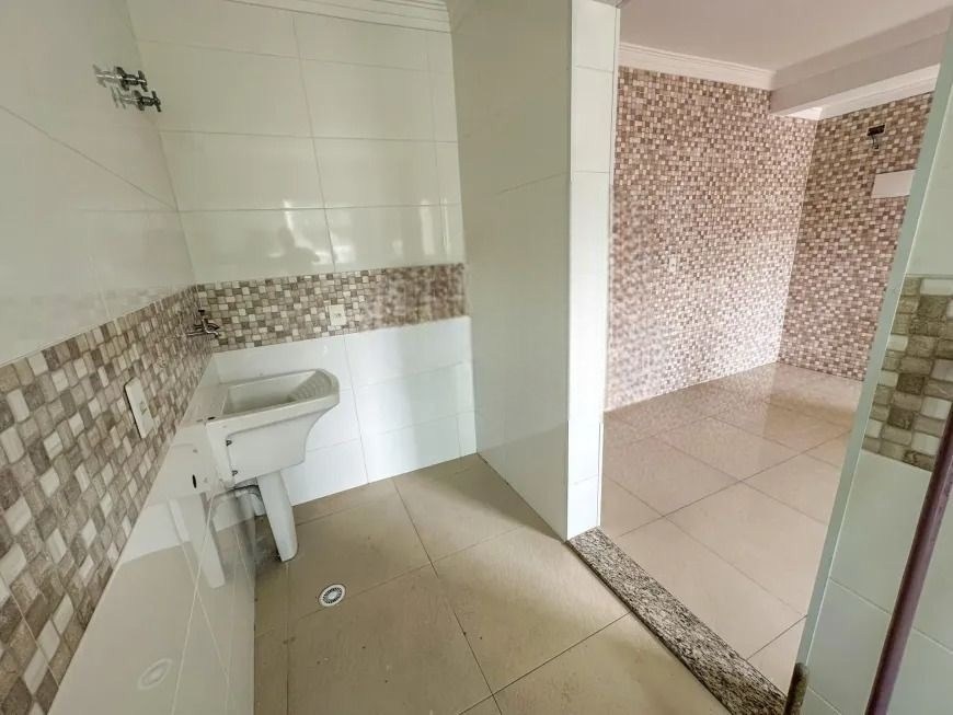 Casa à venda com 2 quartos, 97m² - Foto 9