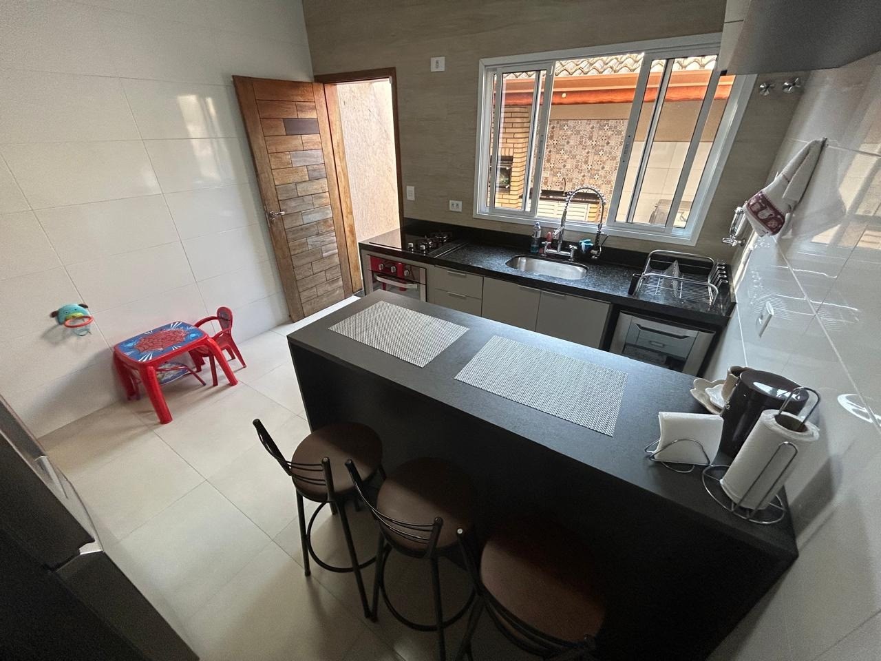 Casa à venda com 3 quartos, 103m² - Foto 5