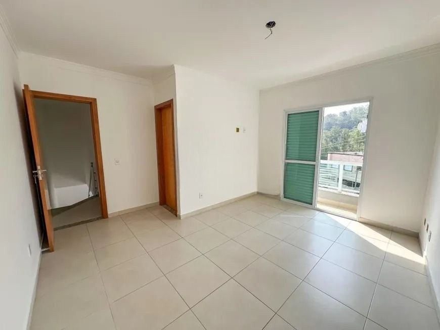 Casa à venda com 2 quartos, 97m² - Foto 7