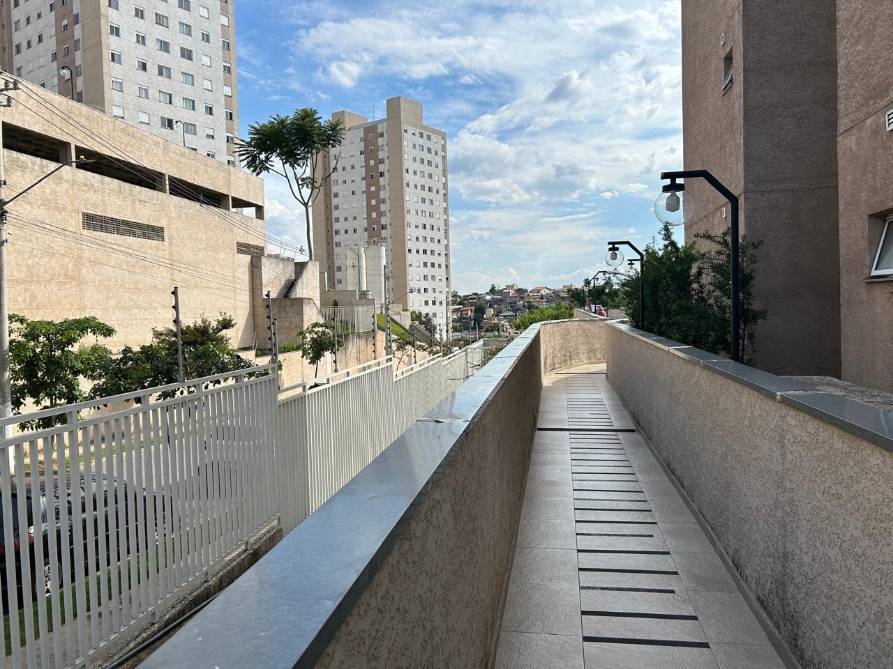 Apartamento à venda com 2 quartos, 49m² - Foto 2